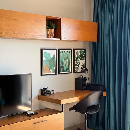 Apartment Elena Sea View Sarande