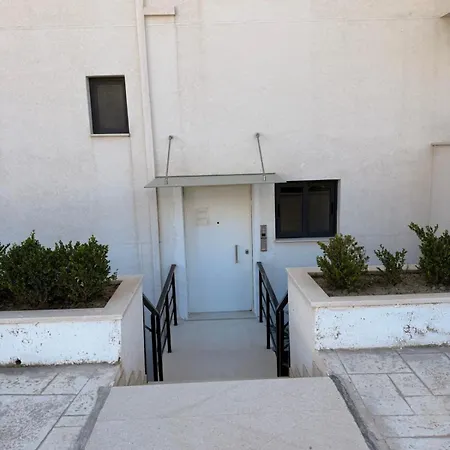Elena Sea View Apartment *